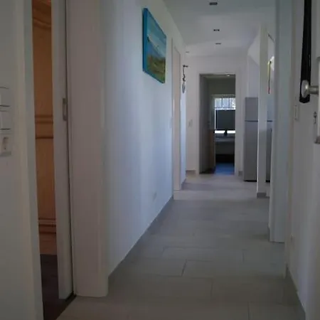 Muschelsucher In Schlagsdorf Auf Lejlighed